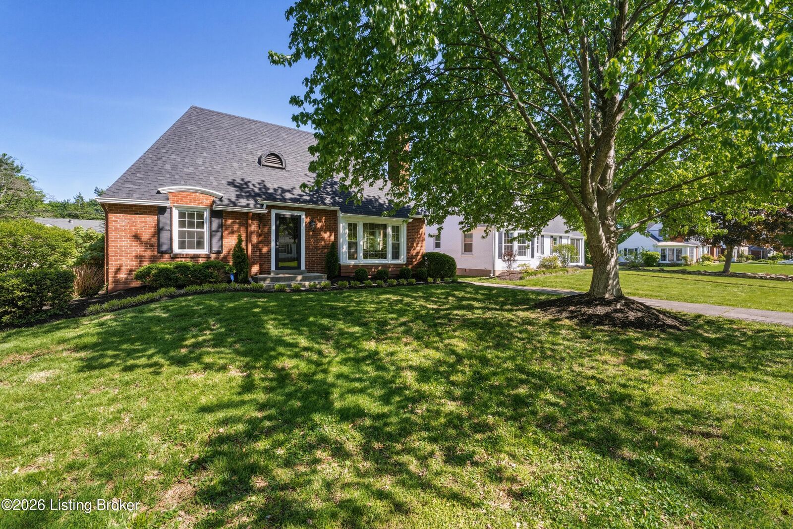 Property Photo:  203 Don Allen Rd  KY 40207 