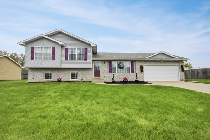 Property Photo:  7410 Longcommon Road  IN 46368 