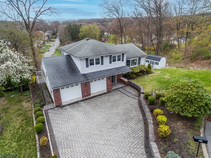 Property Photo:  20 Stony Hill Ct  NJ 07405 