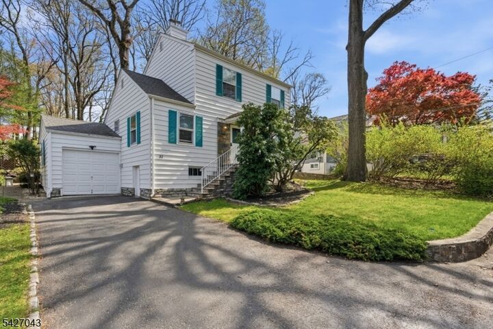 Property Photo:  32 Hibernia Rd  NJ 07866 