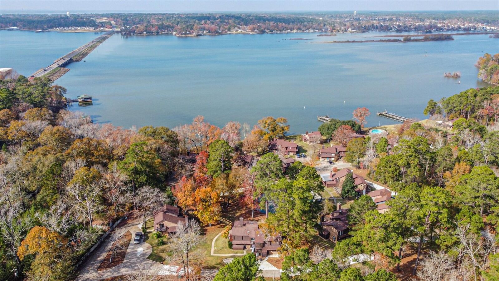 Property Photo:  200 Fountain Lake 132  TX 77351 