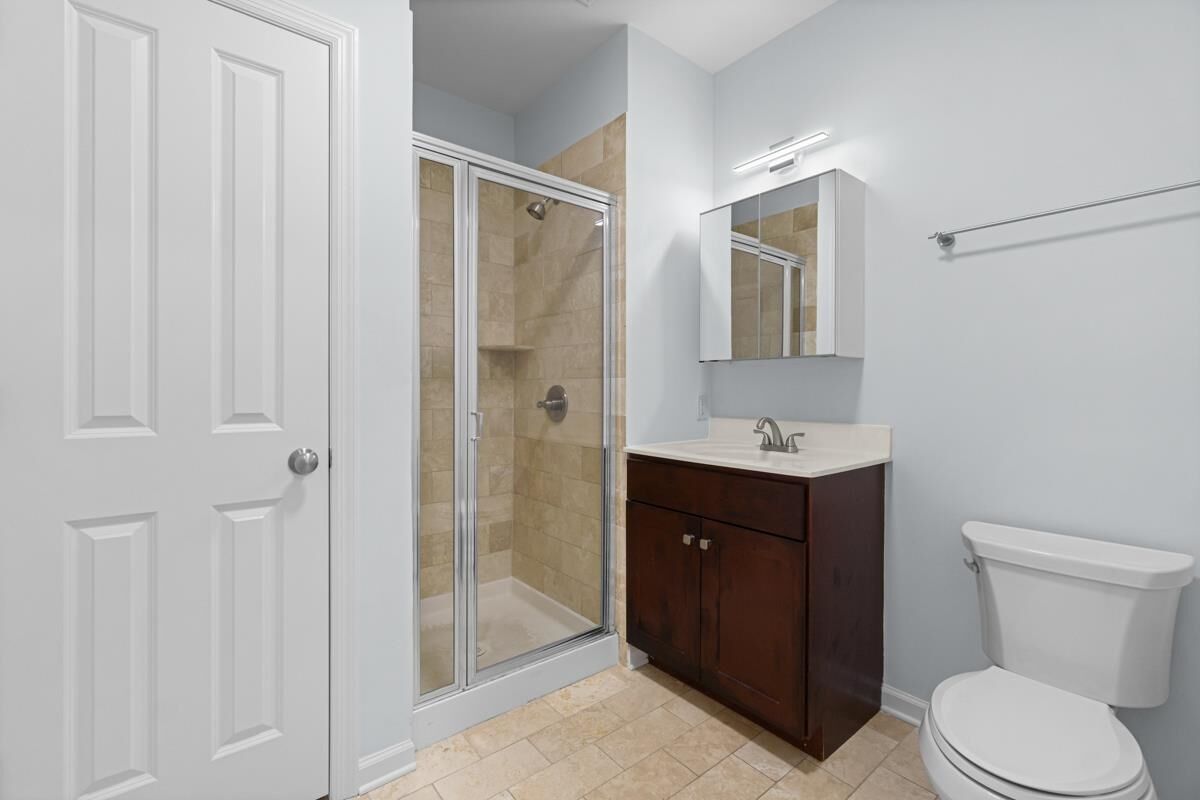 Property Photo:  443-2 Whiton St 2  NJ 07304 