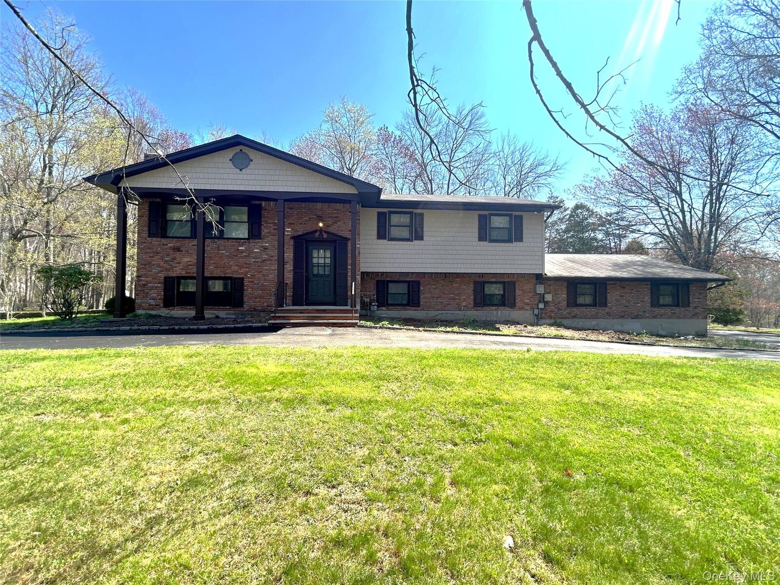 Property Photo:  16 Elrod Drive  NY 10994 