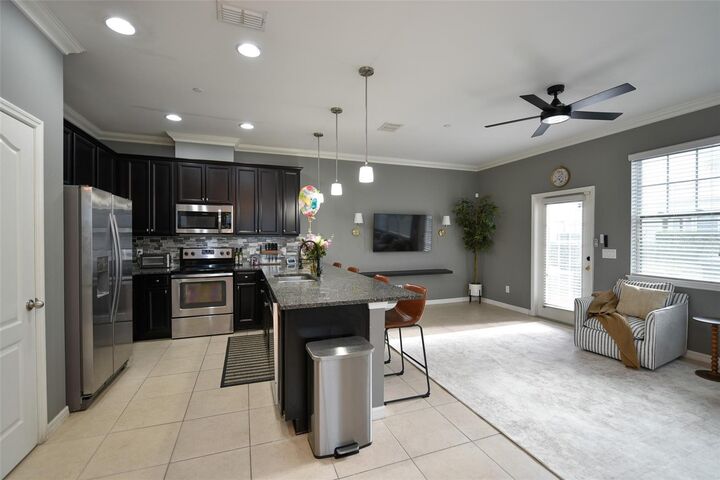 Property Photo: 880 Taramundi Drive FL 32765