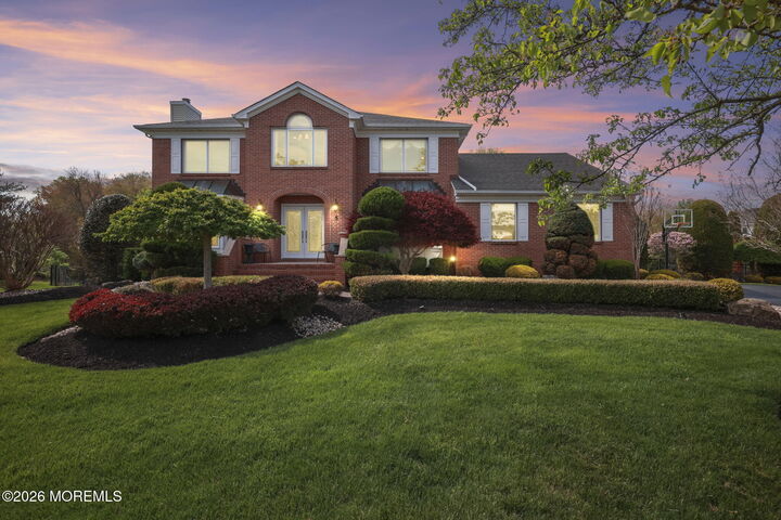 Property Photo:  5 Grace Court  NJ 07746 