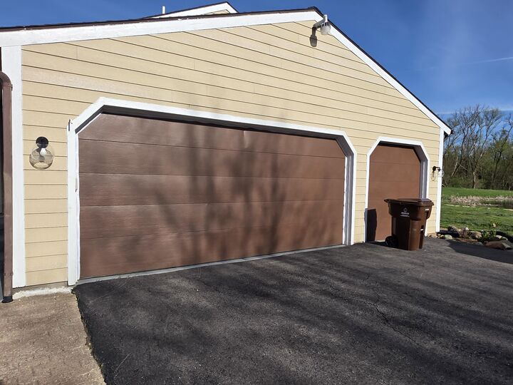 Property Photo:  2185 W Barnes Road  MI 48854 