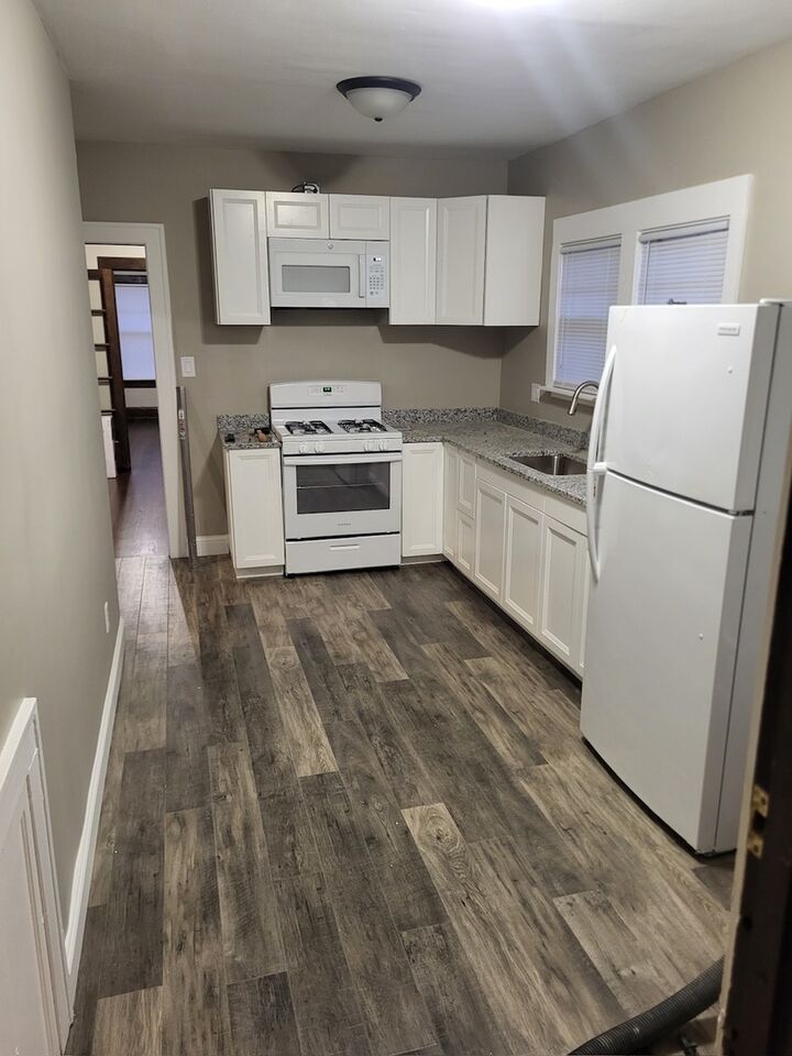 Property Photo:  310 Whittier Avenue 2  IL 60435 