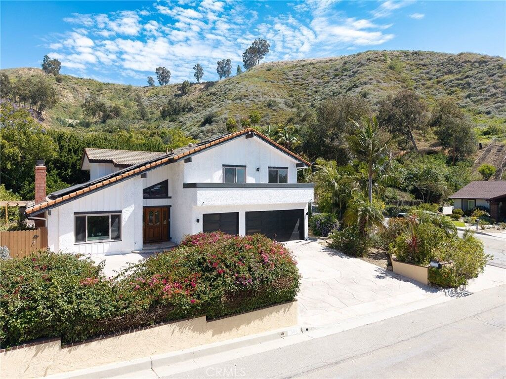 Property Photo:  191 Harborview Court  CA 93003 