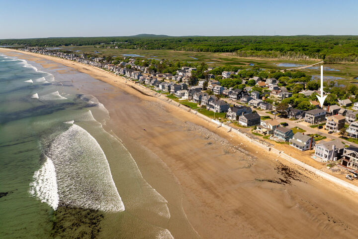 Property Photo:  470 Ocean Avenue  ME 04090 