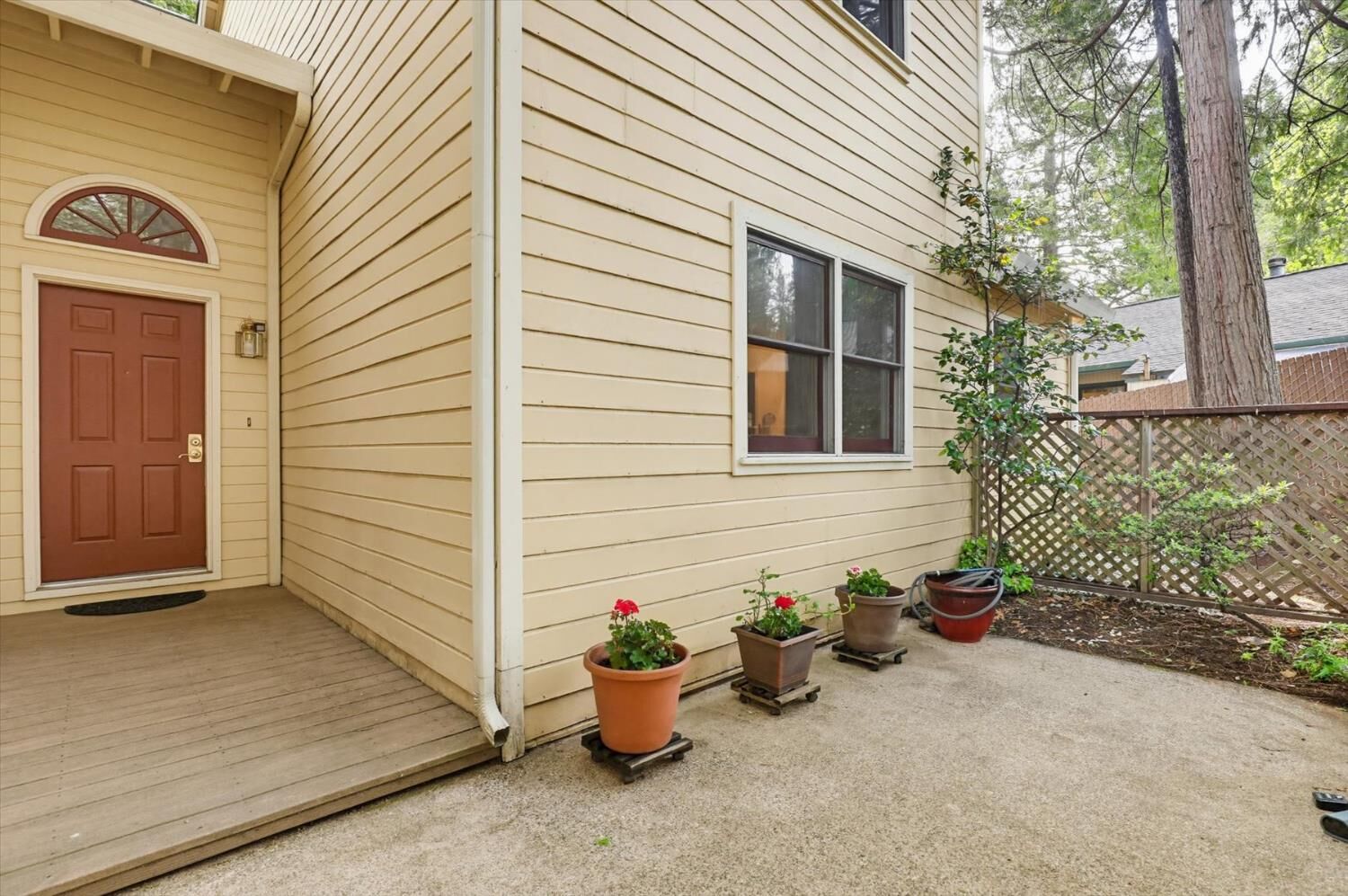 Property Photo:  334 Bridge Way  CA 95959 