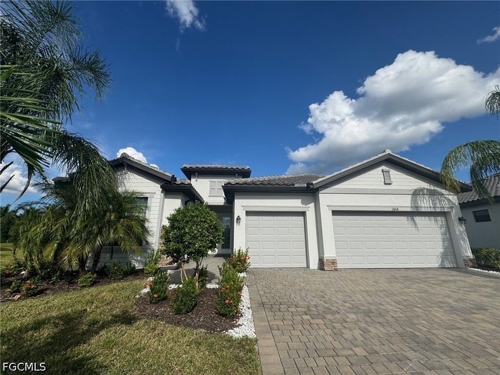 Property Photo: 11864 Misty Arbor Run FL 33913