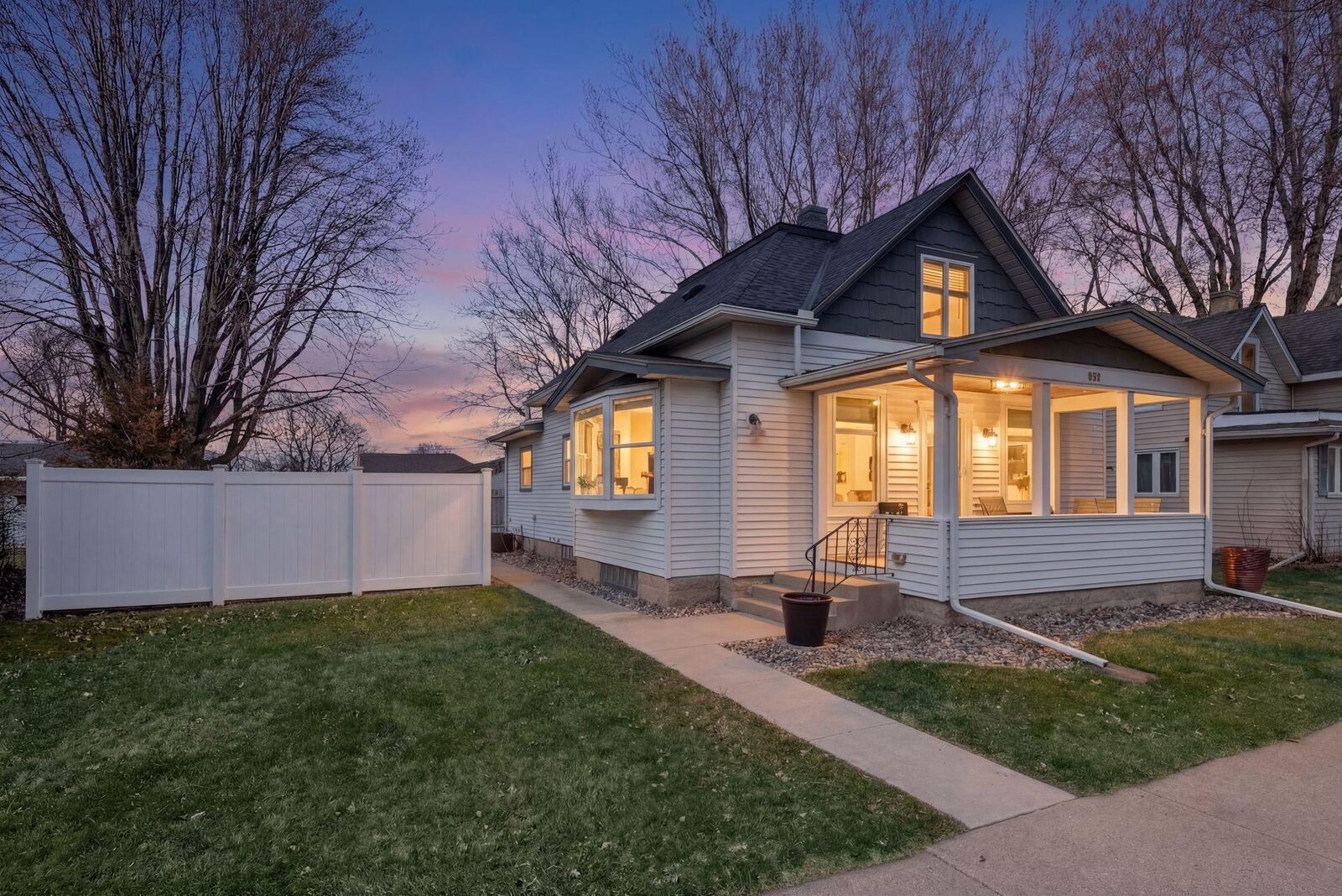 Property Photo:  208 E 1st Street  MN 55387 