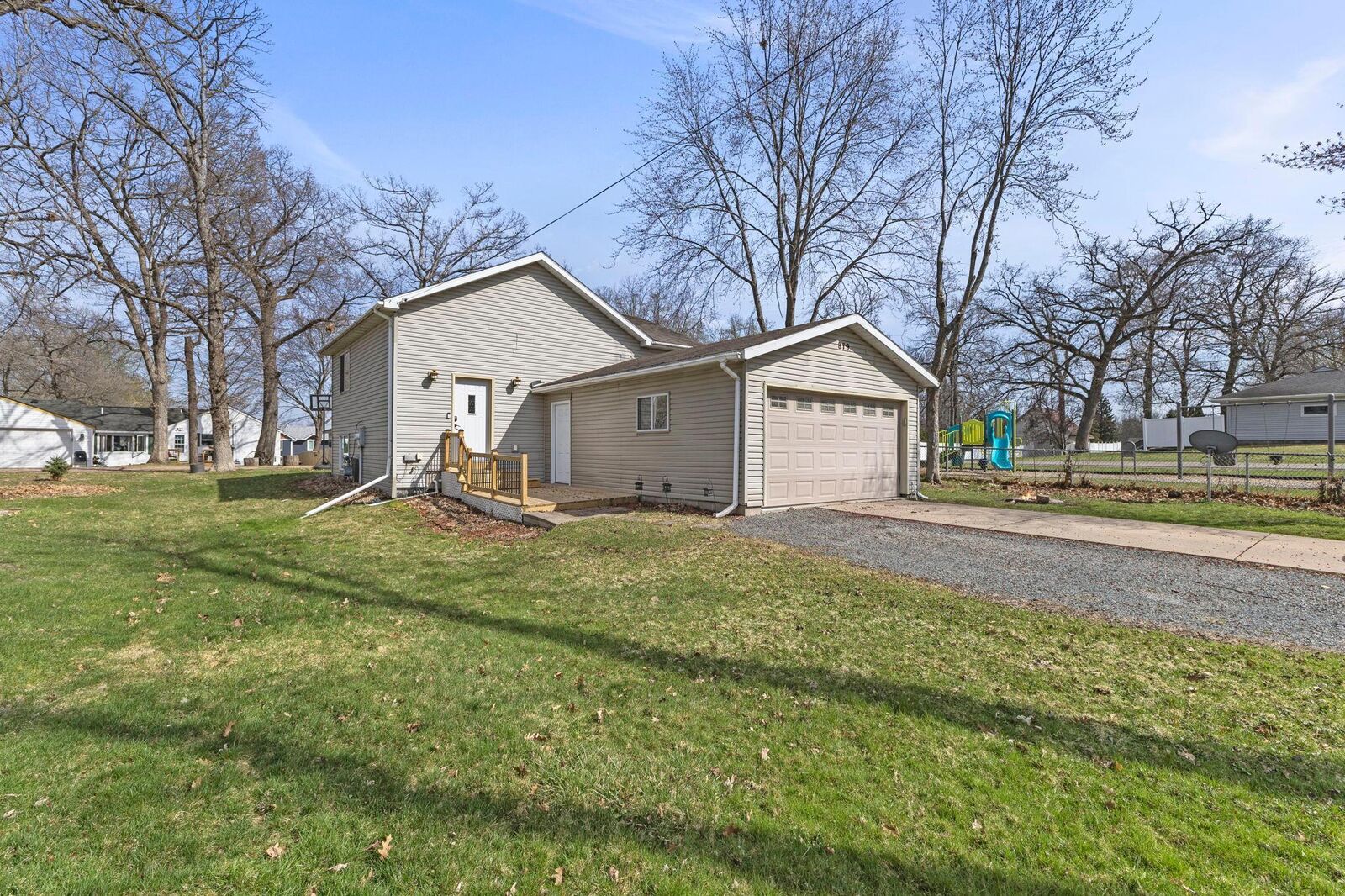 Property Photo:  879 17th Street SE  MN 55025 