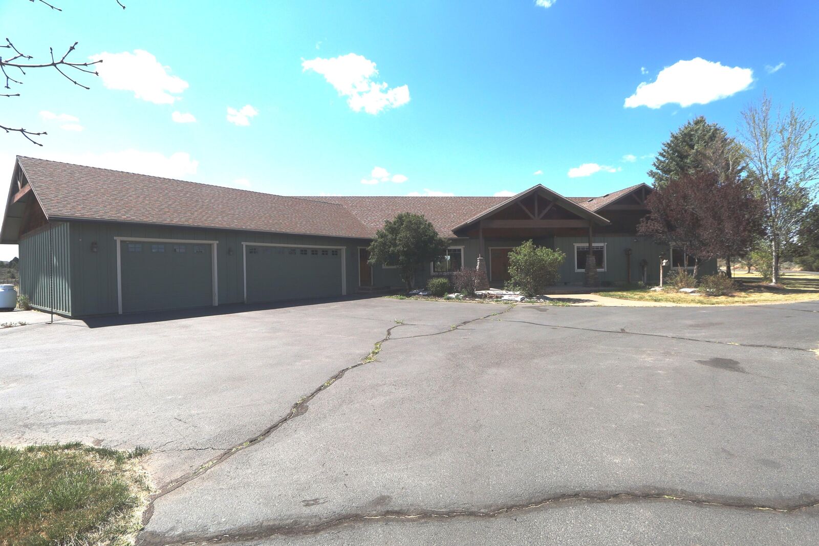 Property Photo:  21491 Bear Creek Road  OR 97701 