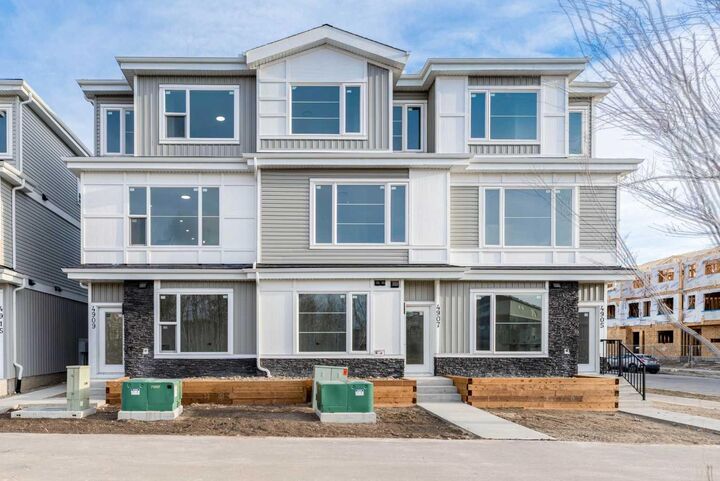 4909 88 Avenue NE — photo 1