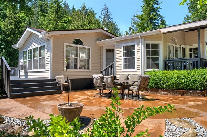 Property Photo:  20935  Rocky Ridge Lane  WA 98284 