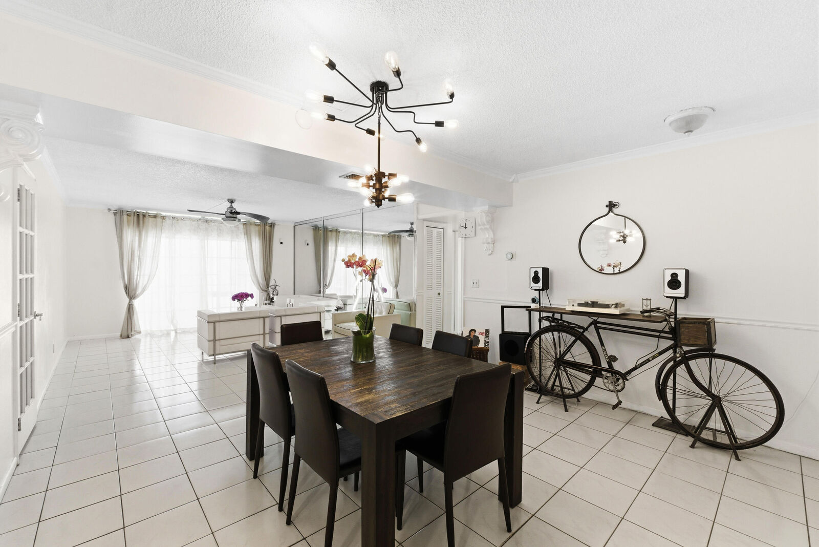 Property Photo:  624 NW 13th Street  FL 33486 