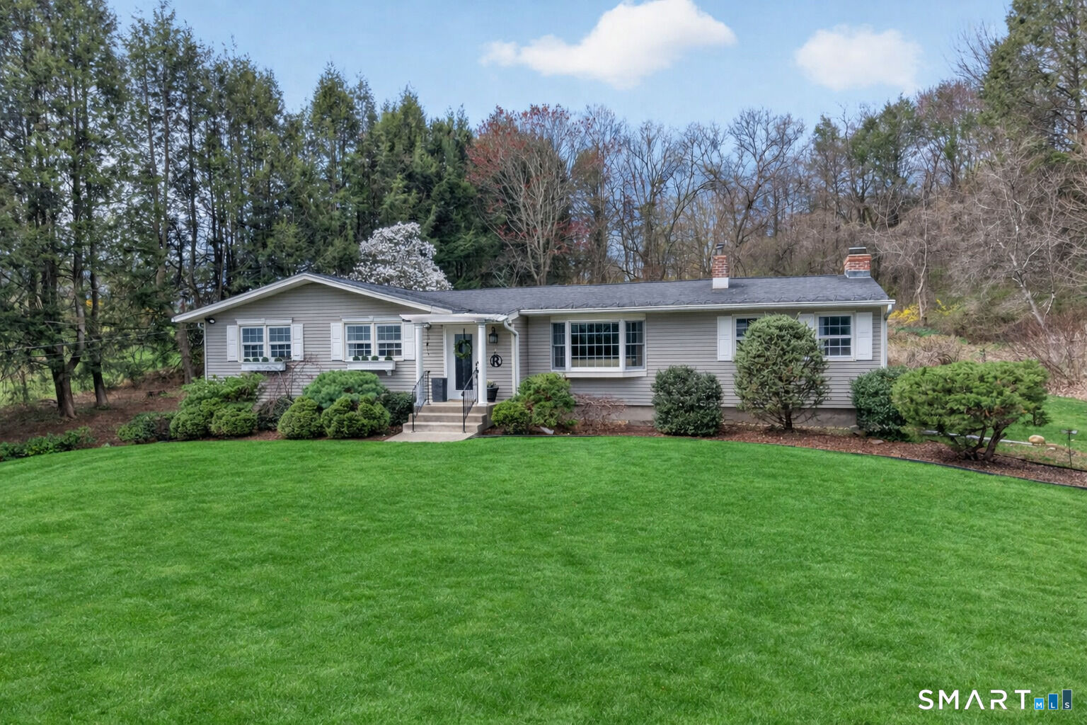 Property Photo:  9 Round Hill Drive  CT 06468 