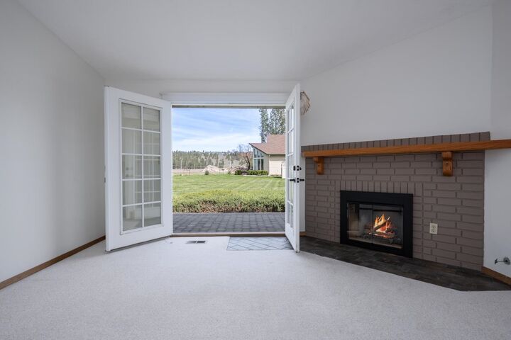 Property Photo:  7506 W Johannsen Ln  WA 99026 