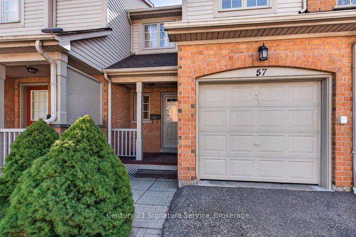 Property Photo:  5950 Glen Erin Drive 57  ON L5M 6J1 