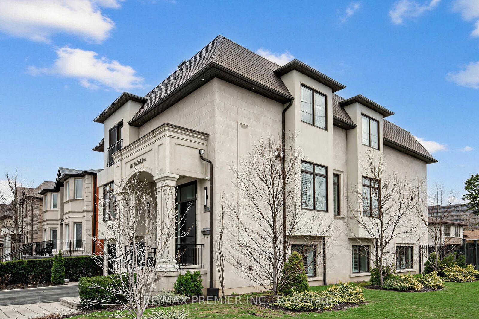 Property Photo: 111 Codsell Avenue ON M3H 3W2