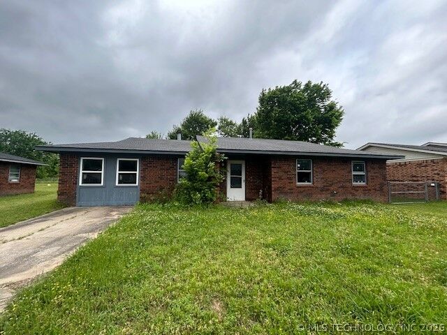 Property Photo:  404 N Quapaw Road  OK 74455 
