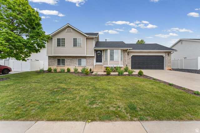 Property Photo: 3 E Alfred Ave UT 84037
