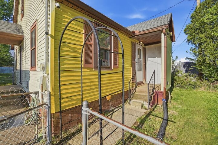 Property Photo:  505 Highview Avenue  OH 45505 