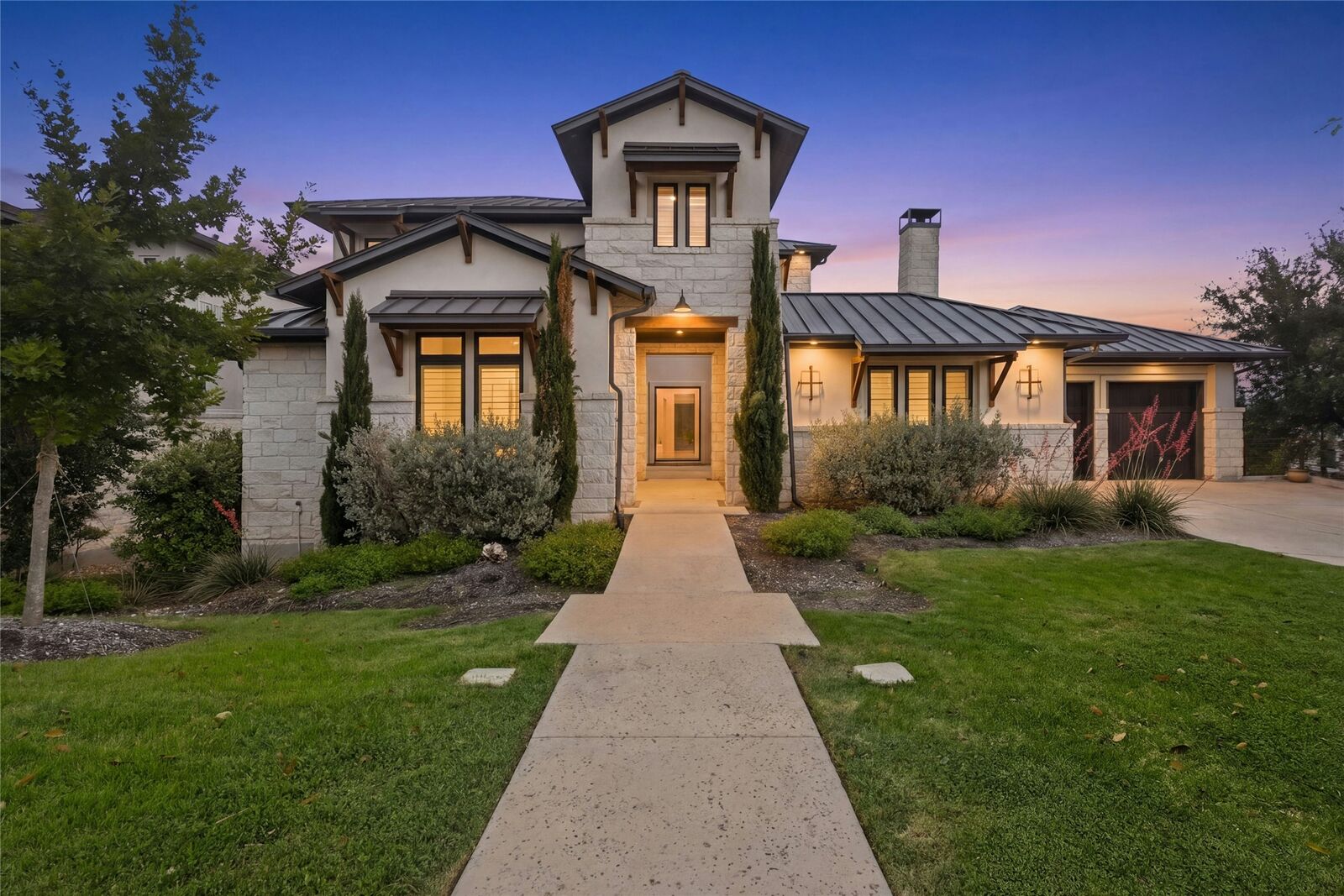 Property Photo:  508 Woodside Terrace  TX 78738 