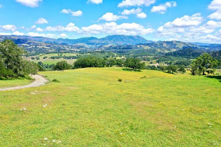 Property Photo:  5520 W Soda Rock Lane  CA 94558 