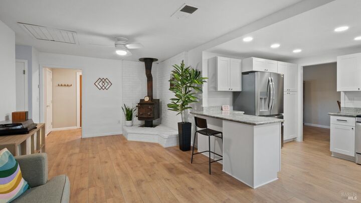 Property Photo: 524 Blue Ridge Court CA 95688