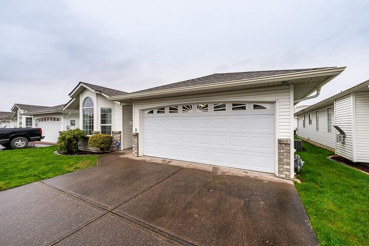 Property Photo: 9102 Hazel Street 8 BC V2P 5N4