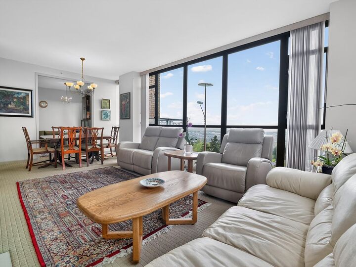 Property Photo: 7388 Sandborne Avenue 1502 BC V3N 5C4