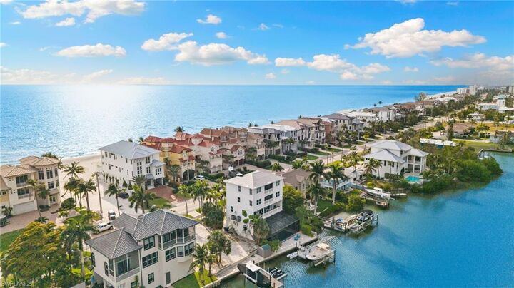 Property Photo: 26891 Hickory Blvd FL 34134