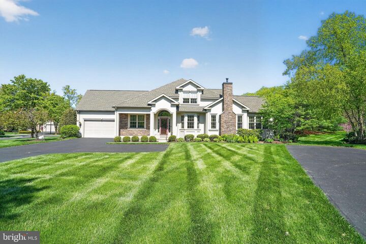 Property Photo:  285 Country Club Drive  PA 18969 