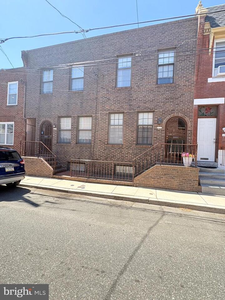 Property Photo:  1618 S Clarion Street  PA 19148 