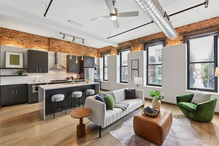 Property Photo:  1408 Elm Street  OH 45202 