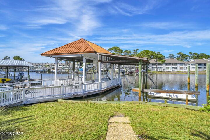 Property Photo:  8120 S Lagoon Drive  FL 32408 