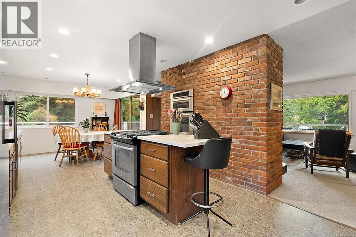Property Photo: 5817 Curry Road BC V9L 6E6