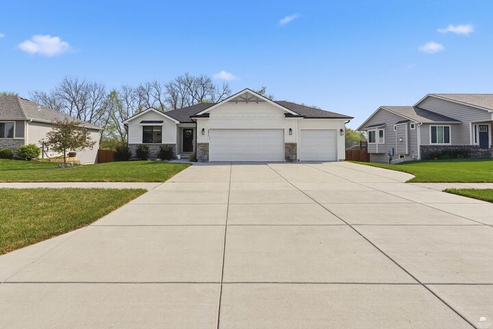 Property Photo: 9674 Heather Lane KS 66502