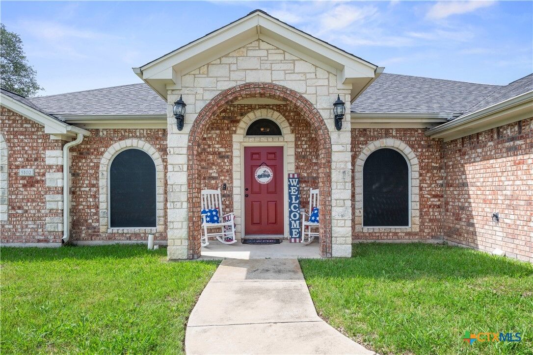 Property Photo:  5102 Aspen Drive  TX 76542 