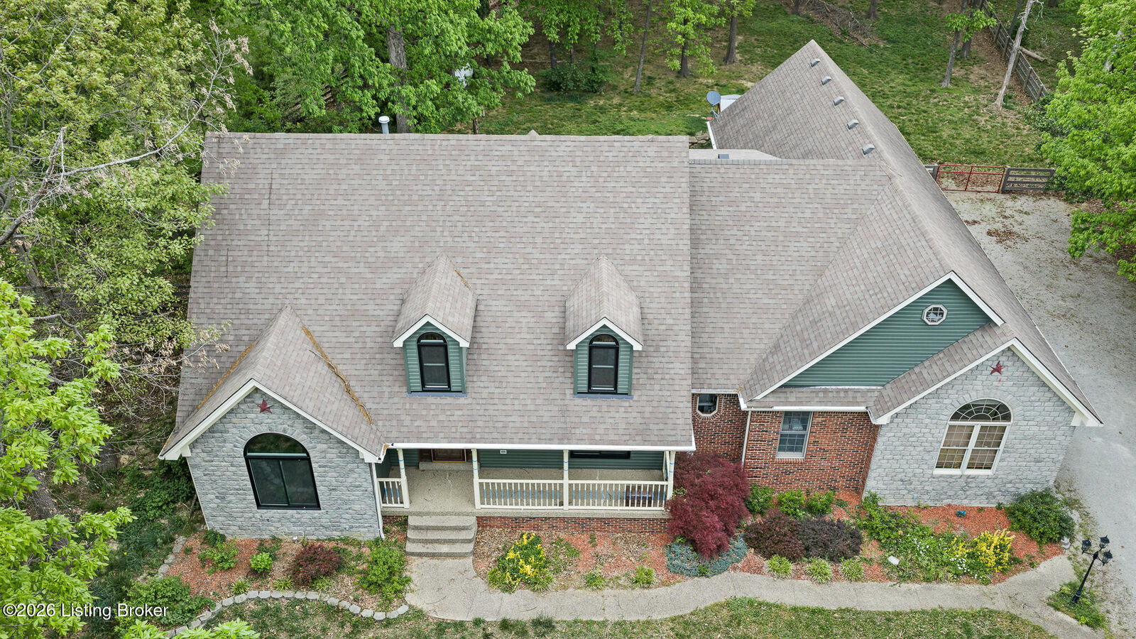Property Photo:  180 Bowman Ct  KY 40047 