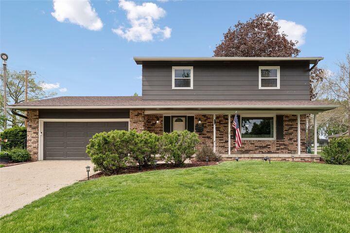 Property Photo:  722 SE 3rd Street  IA 50021 
