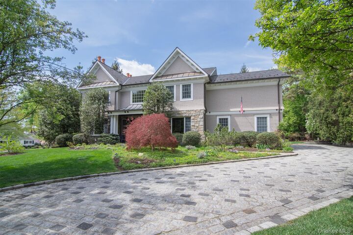 Property Photo:  7 Roland Road  NY 10533 