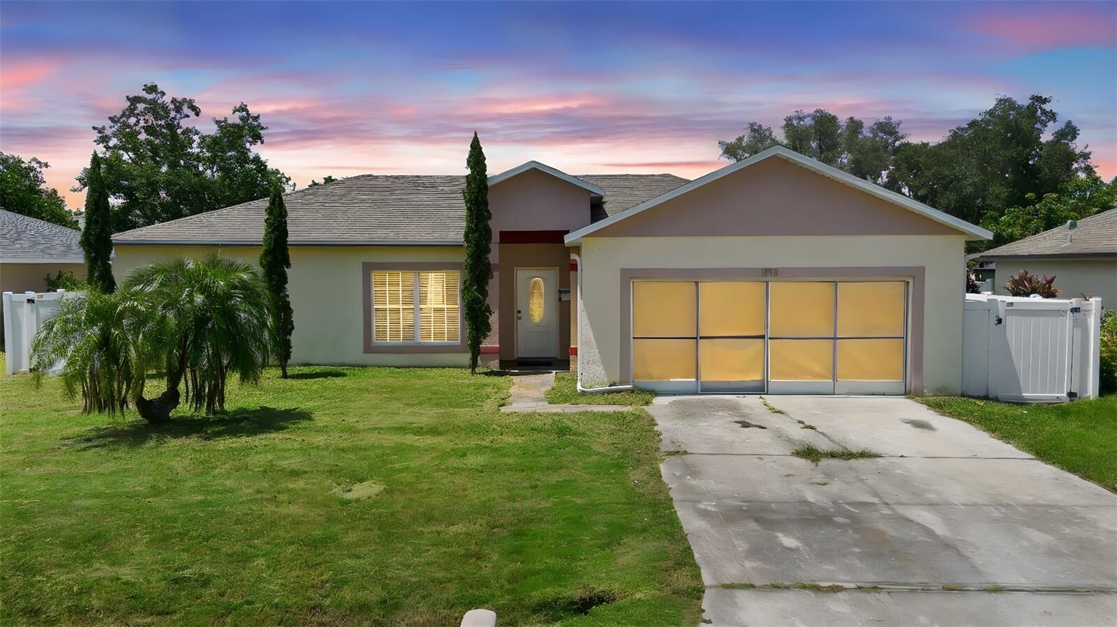 Property Photo:  1040 Cannock Drive  FL 34758 