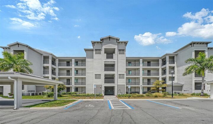 Property Photo:  12240 Wellen Golf Street 106  FL 34293 