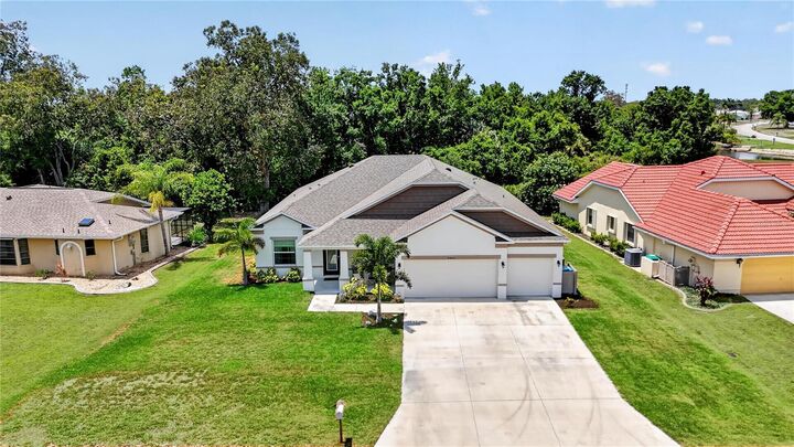 Property Photo:  2423 Malaya Court  FL 33983 