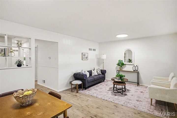 Property Photo:  10401 Lilac Avenue  MO 63137 