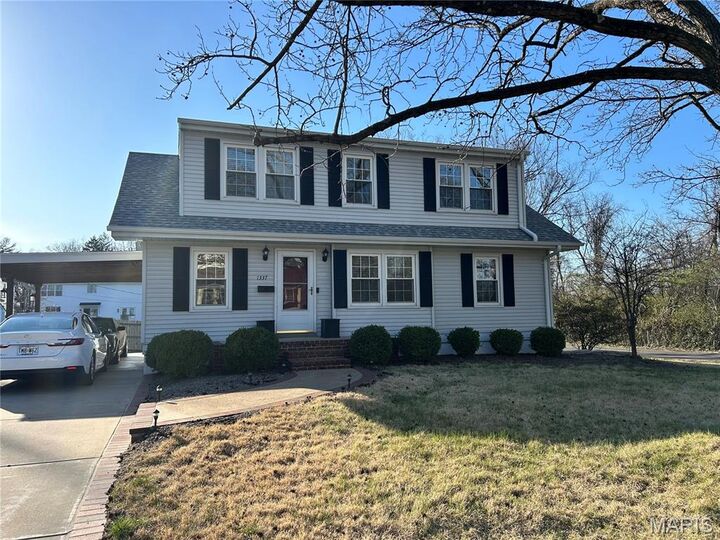 Property Photo:  1337 Warson Place  MO 63119 