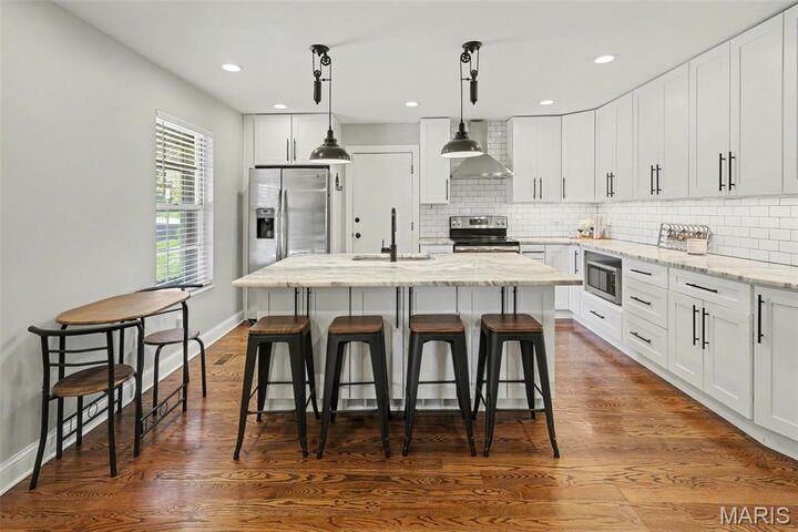 Property Photo:  44 Elk Run Drive  MO 63025 